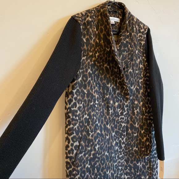 KENNETH COLE New York Faux Fur Cheetah Leopard Print Black Ribbed Knit Sleeves - Picture 2 of 8